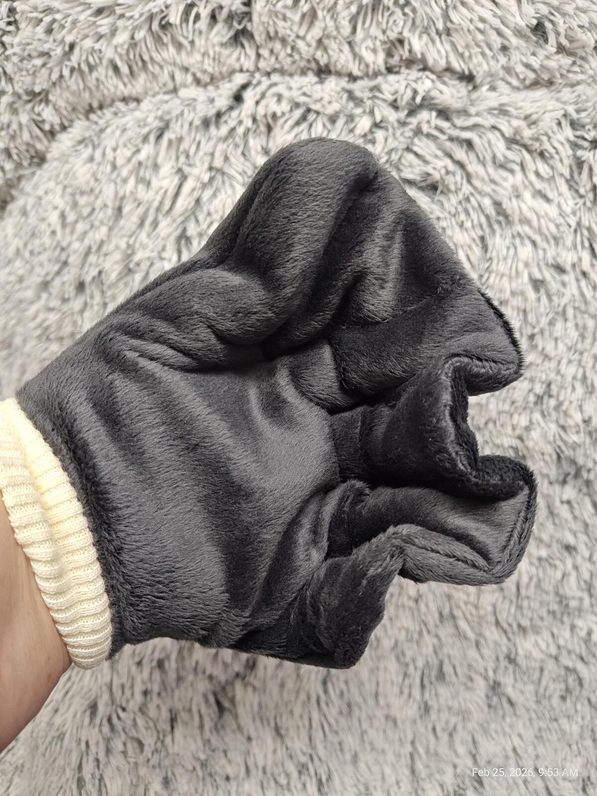 Bonding No-Bite Super Soft Fleece Glove for Small Pets – Cozy Comfort by PNC Family Finds