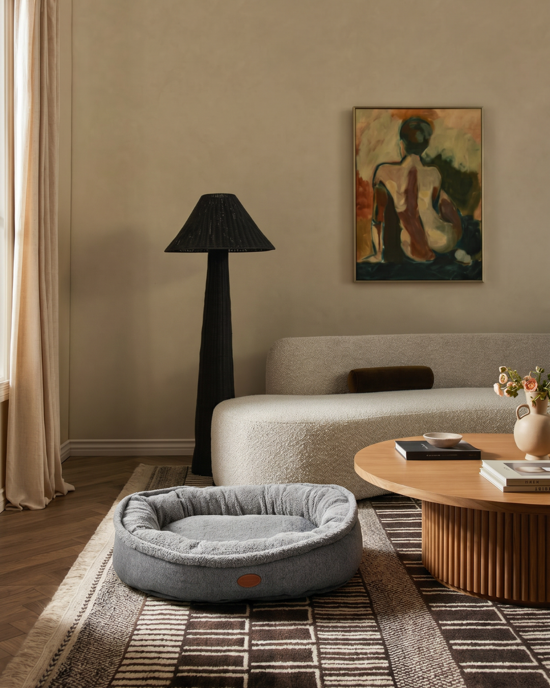 Chester & Lee | Furry Bagel Dog Bed