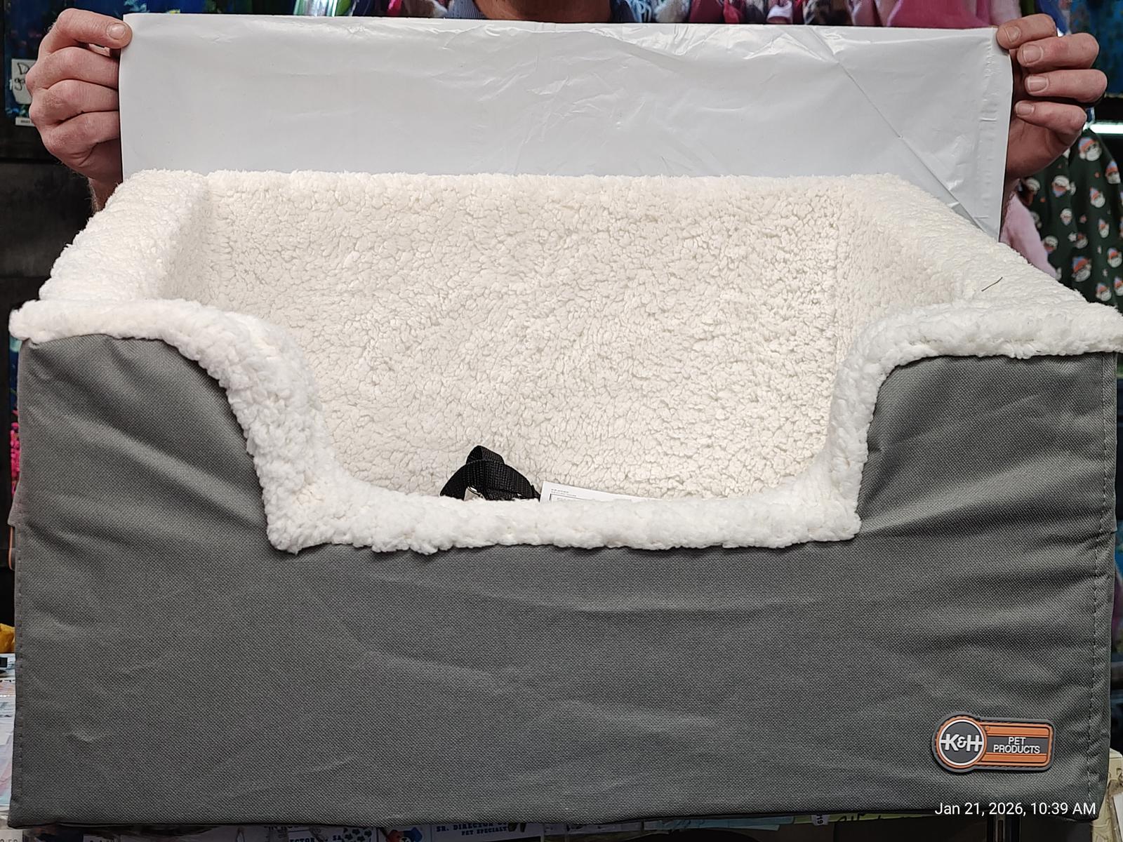 K & H Pet Car  Rectangle Booster Pet Seat Large GREY 21.5” X 16” X 14”