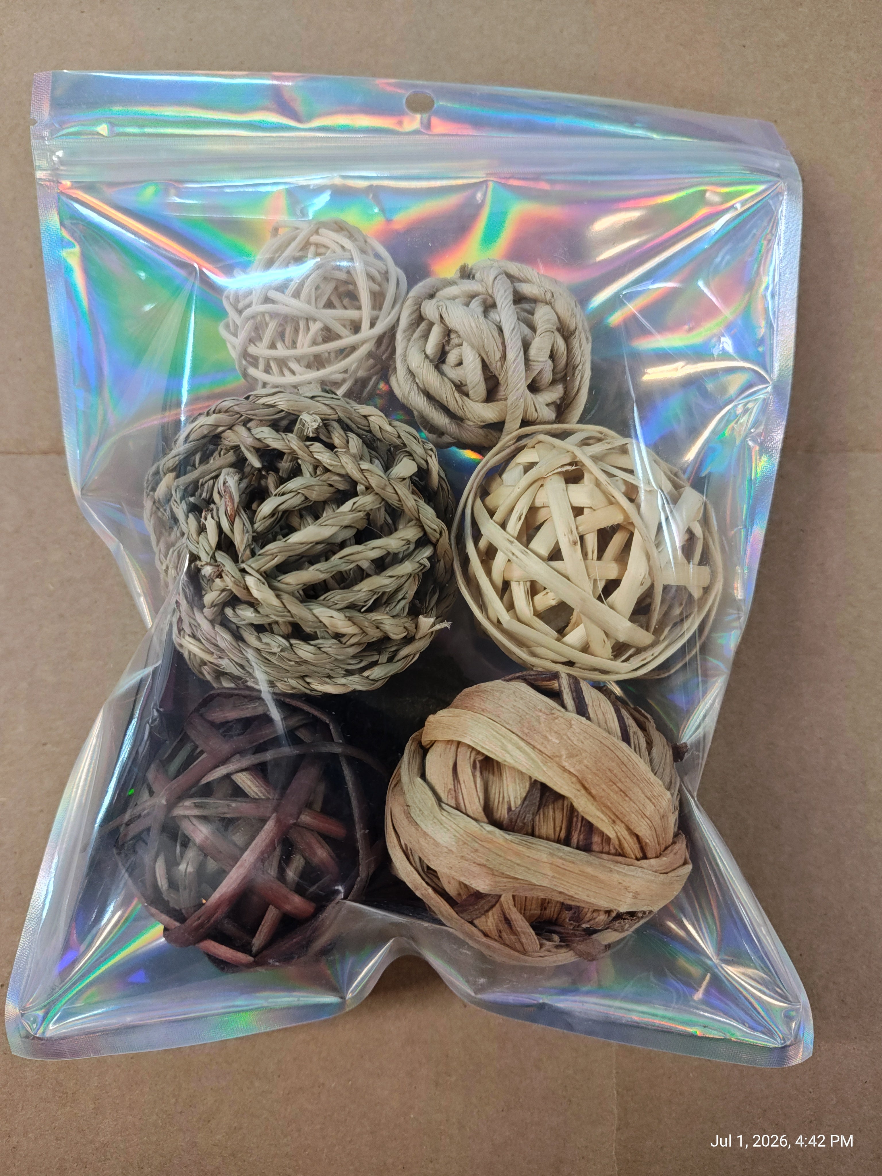 Treat & Play Ball for Bunnies, Guinea Pigs & Rodents Various Types