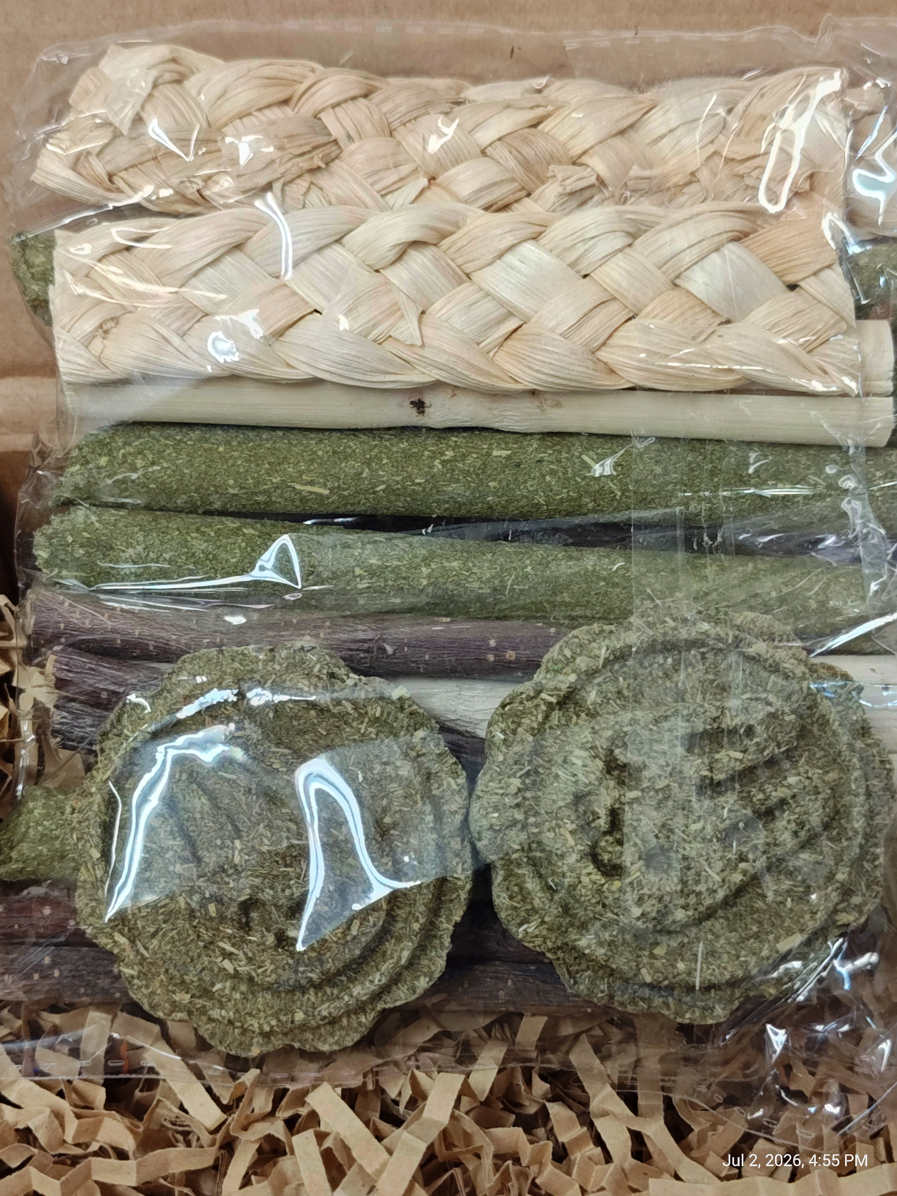 Play & Chew Toys & More Perfect for Cavy, Rabbits & Rodents