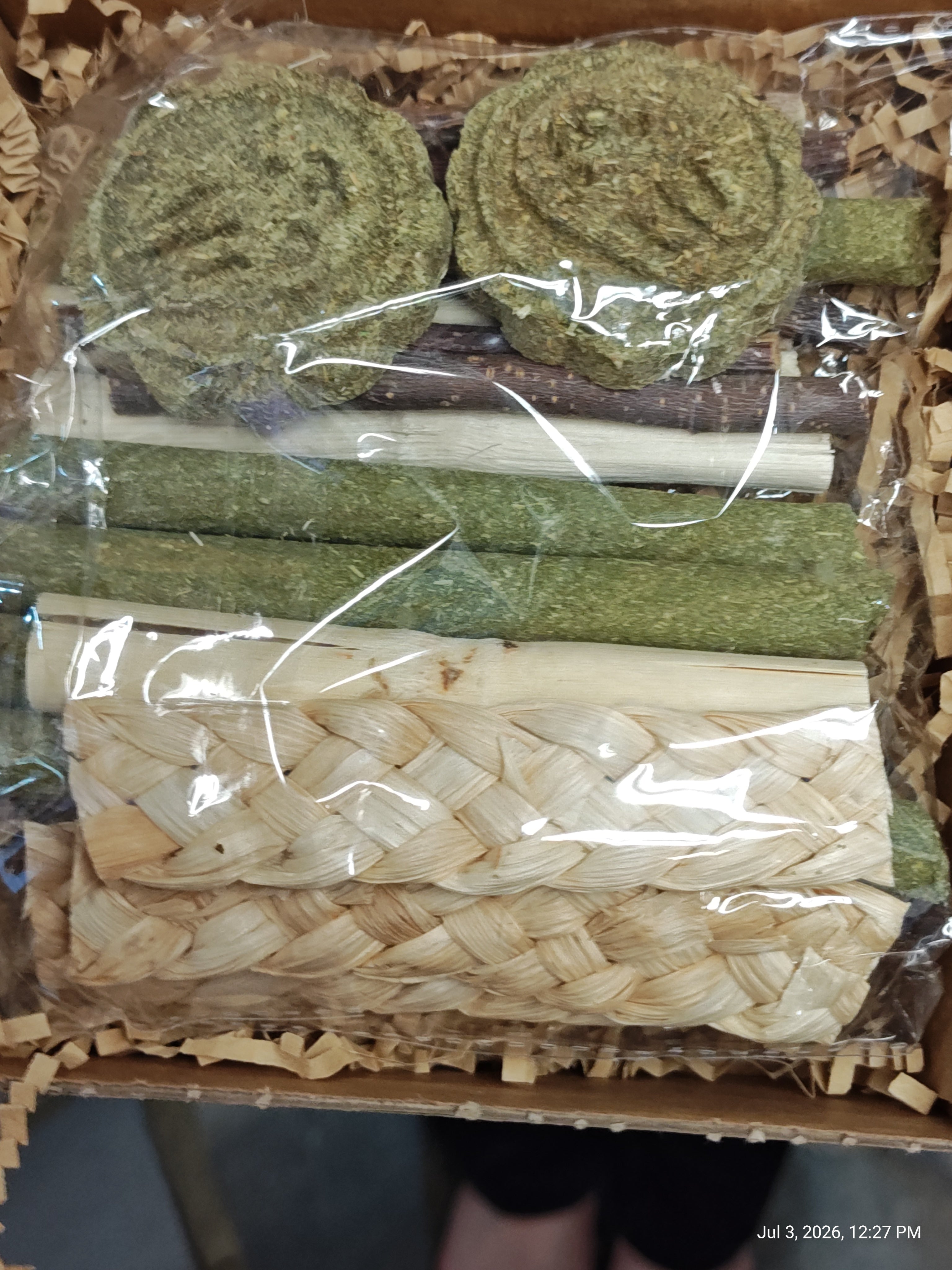 Play & Chew Toys & More Perfect for Cavy, Rabbits & Rodents