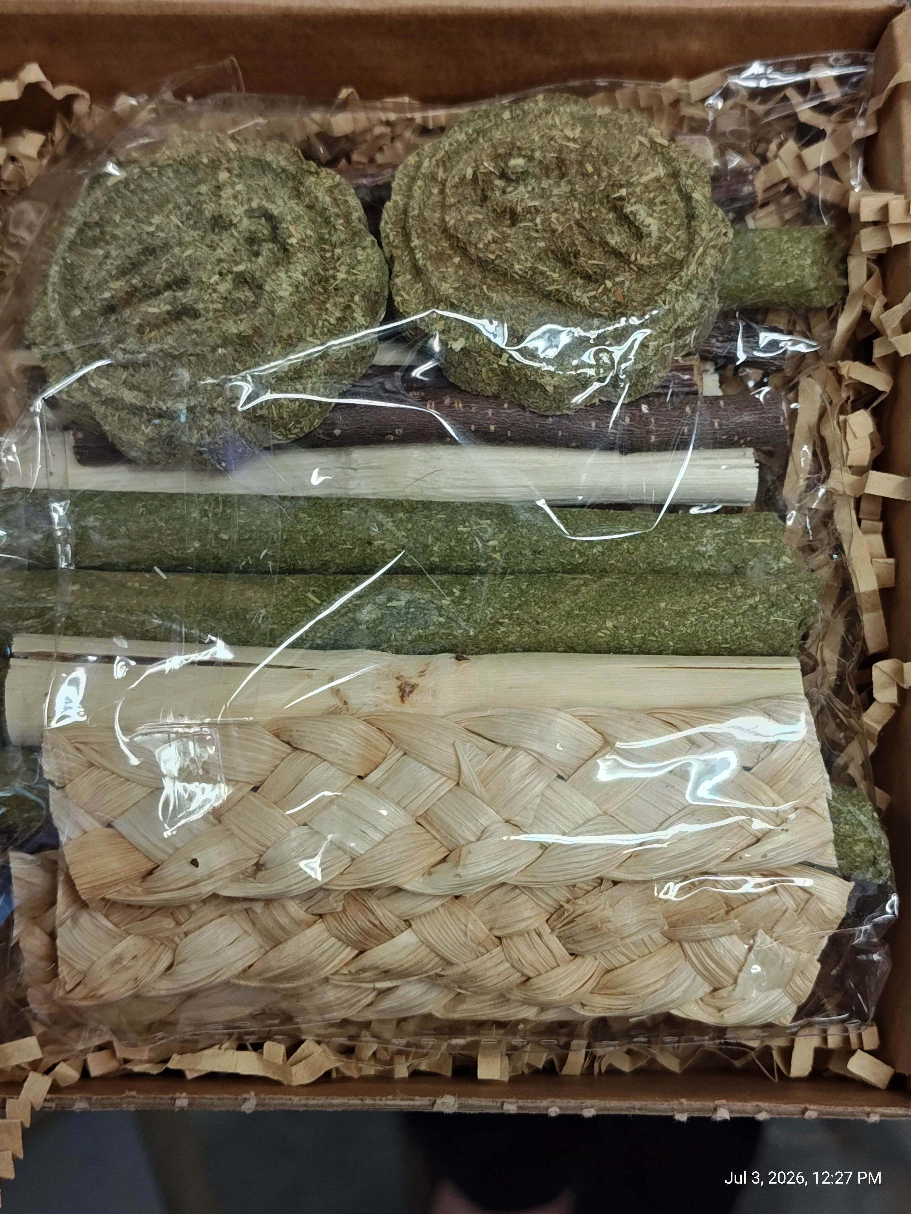 Play & Chew Toys & More Perfect for Cavy, Rabbits & Rodents