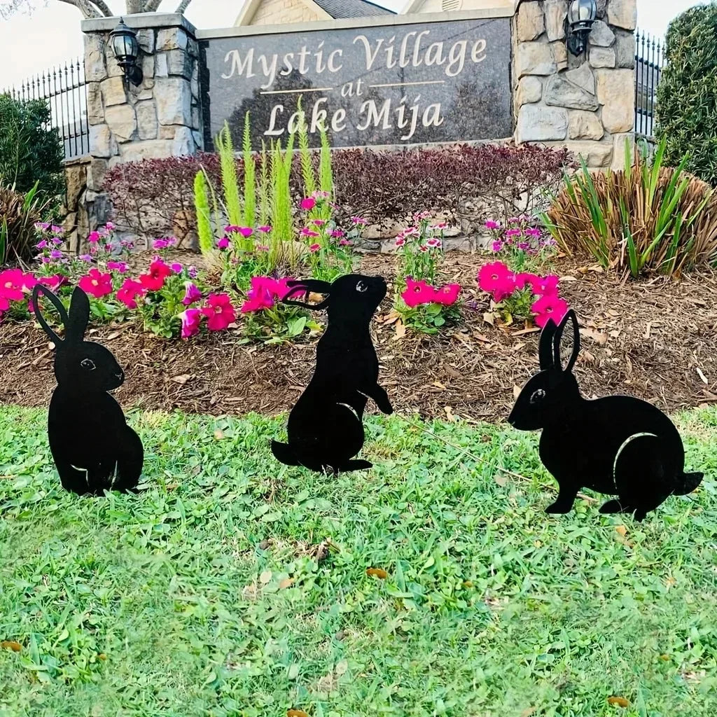 Rabbit Art Sculpture – Hollow Wrought Iron Figurines, Dust Proof and Realistic Rabbit/Squirrel for Garden, Home, and Yard