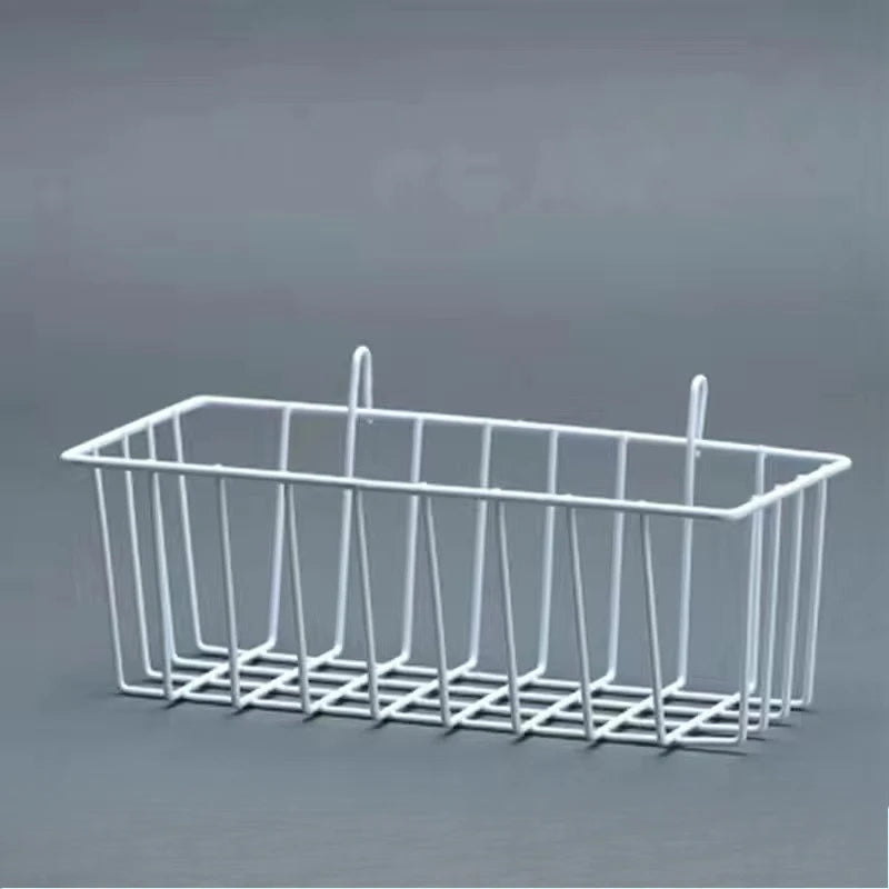 Rabbit Food Basket Grass Rack Rabbit Grass Frame Hay Feeder Rabbit Spring Grass Frame Grass Hay Bowl Rack Pet Food Container