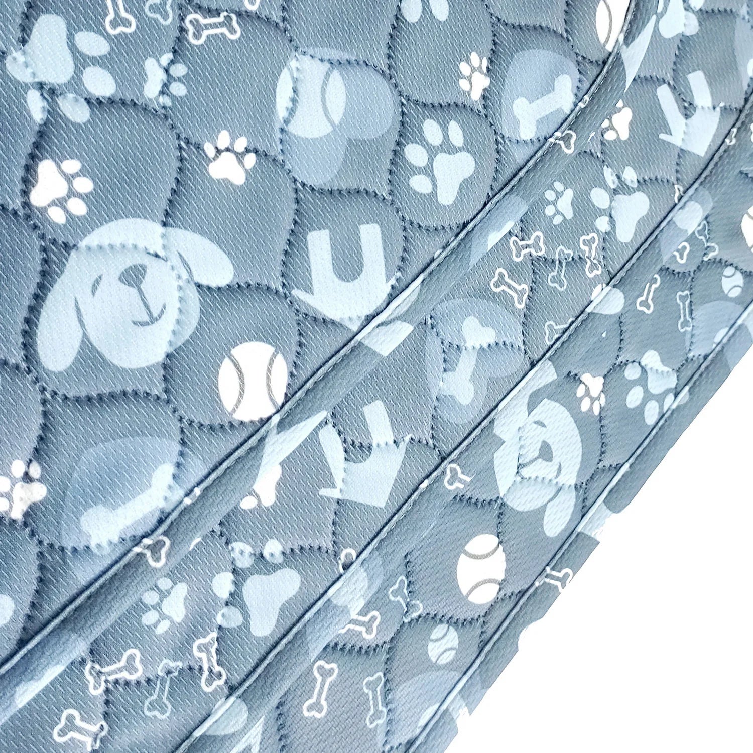 2pcs Large Pet Dog Pee Pads,Reusable Dogs Puppy Pads Pet Training Pads for Dogs, Absorbent and Leak-Proof Whelping Pads winter