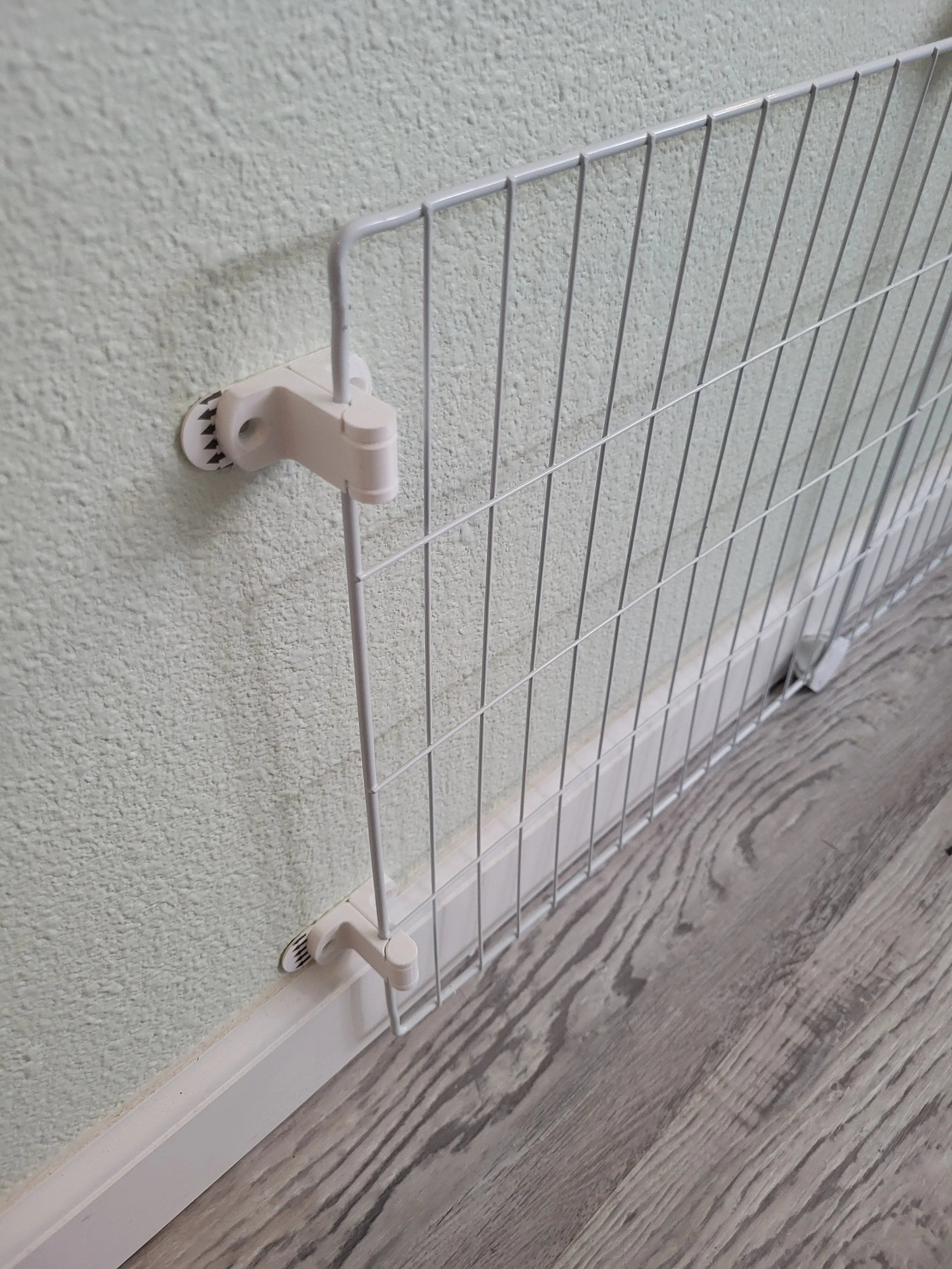 C&C Cage Wall Mount Brackets (4-Pack) – Guinea Pigs, Ferrets & Small Pets