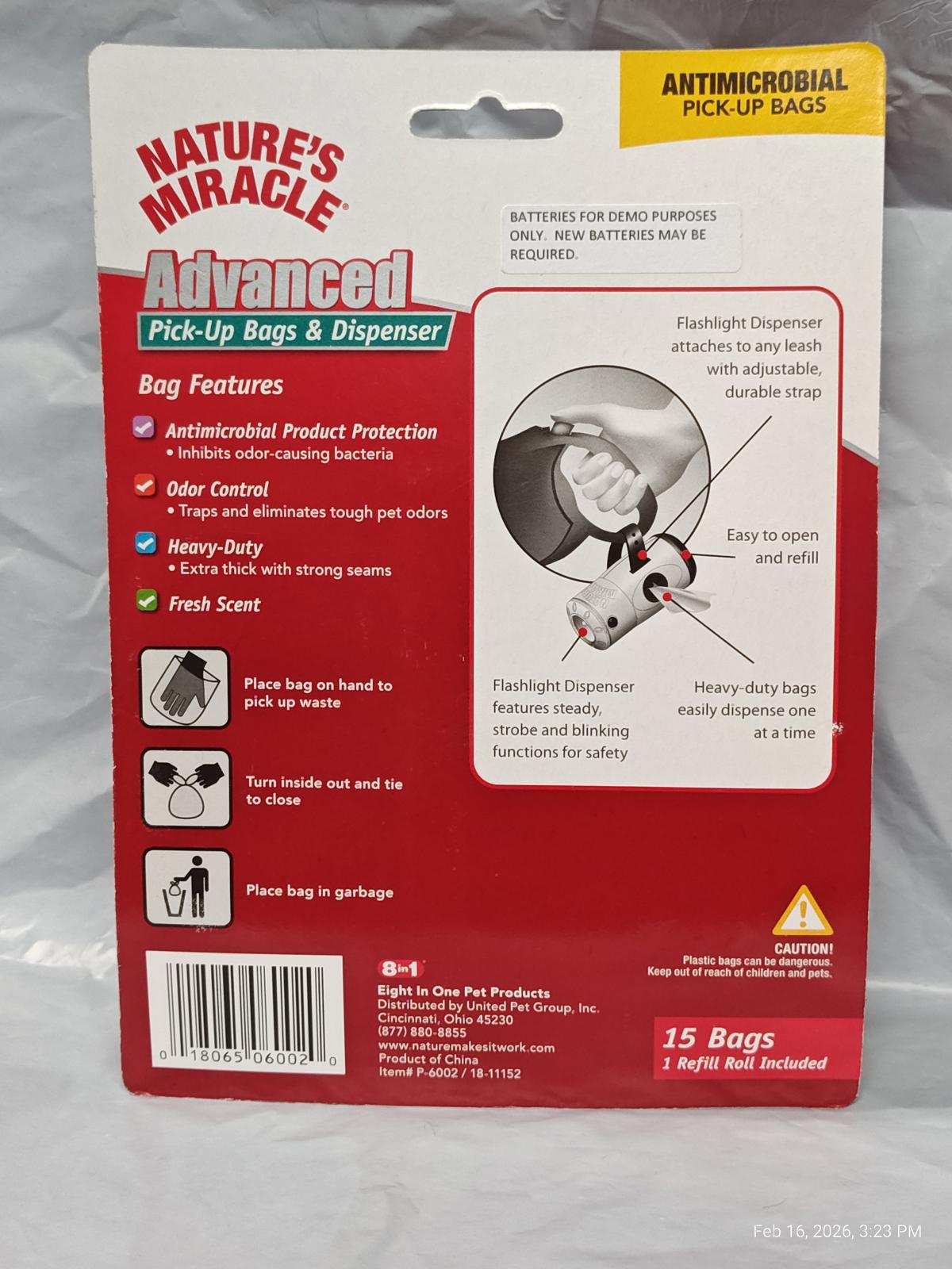 Nature's Miracle Advanced Pick-up Bags & Dispenser and LED Flashlight 15 Bags