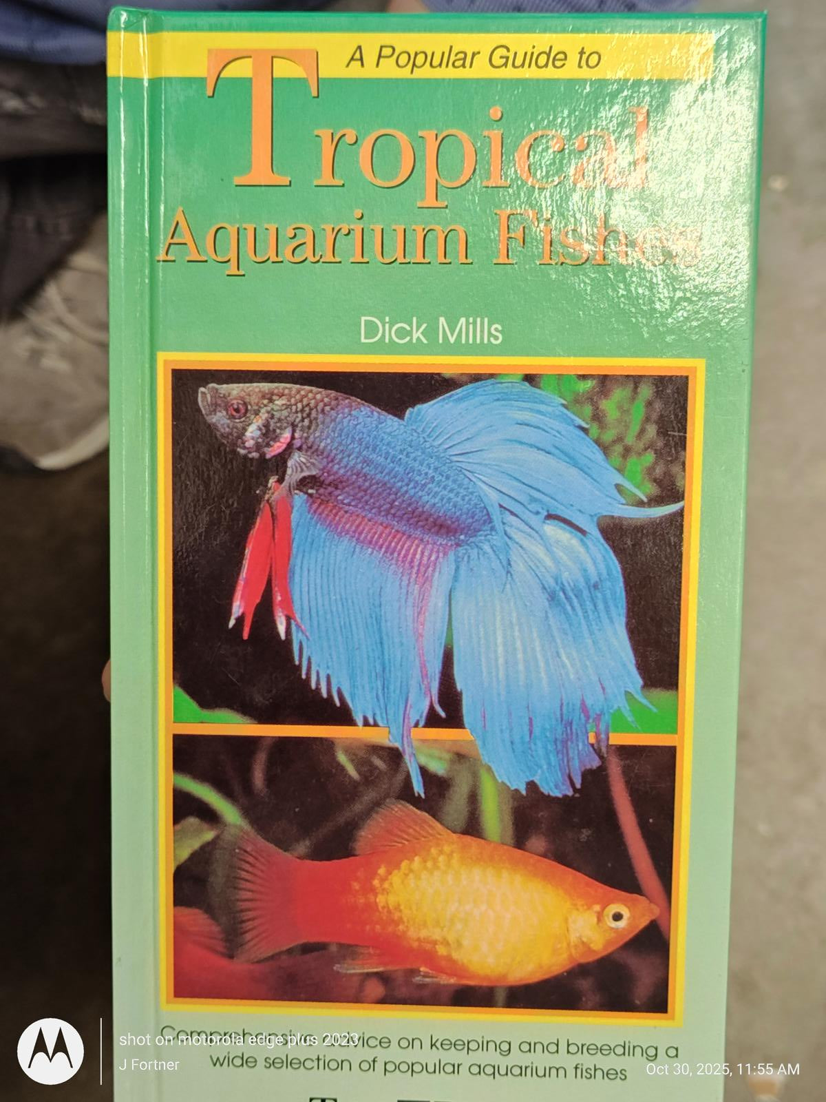 Popular Guide to Tropical Aquarium Fishes Hardcover Dick Mills